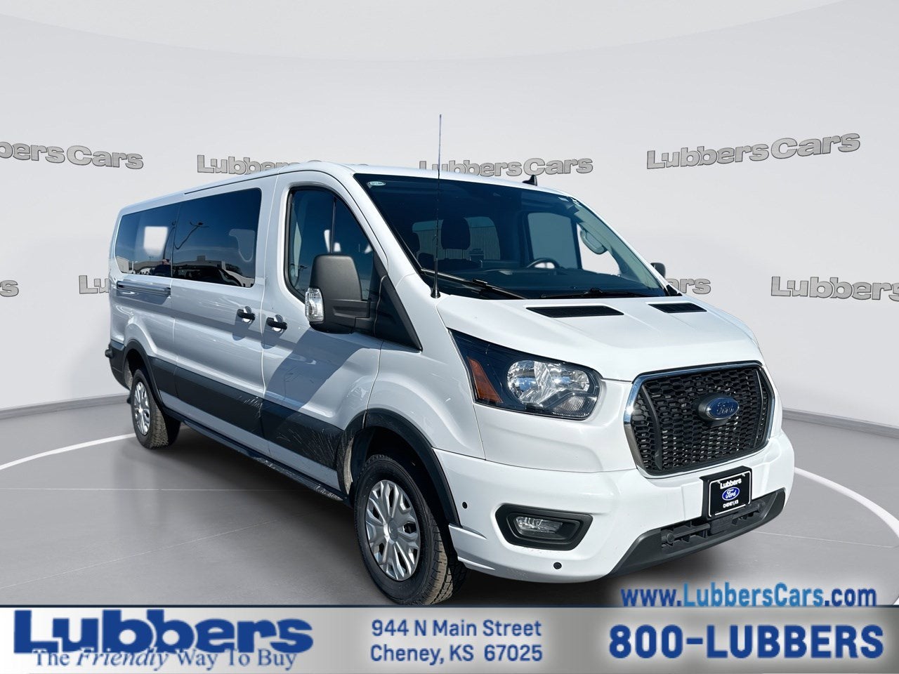 2024 Ford Transit Passenger Wagon XLT