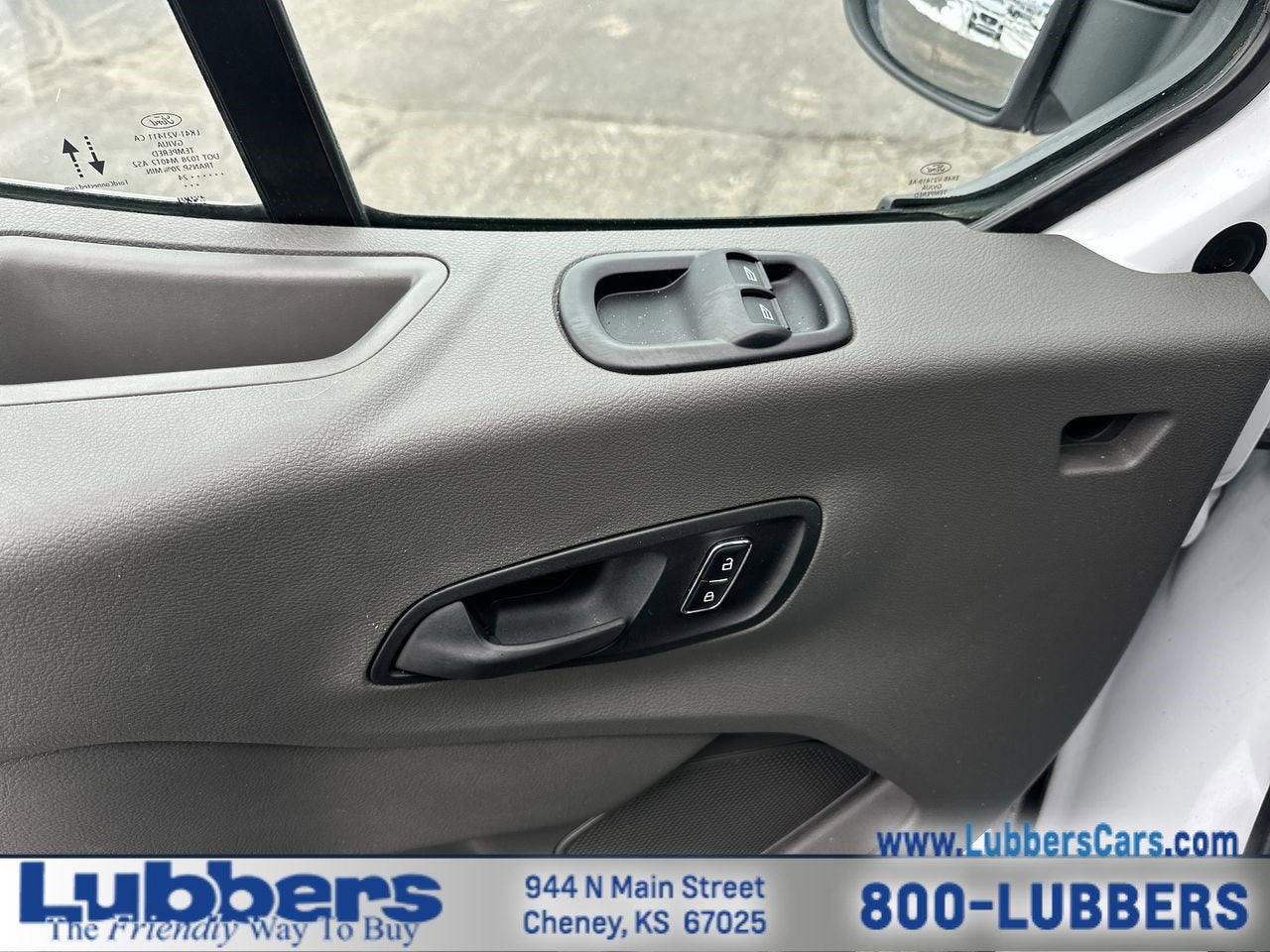 2024 Ford Transit Passenger Wagon XLT