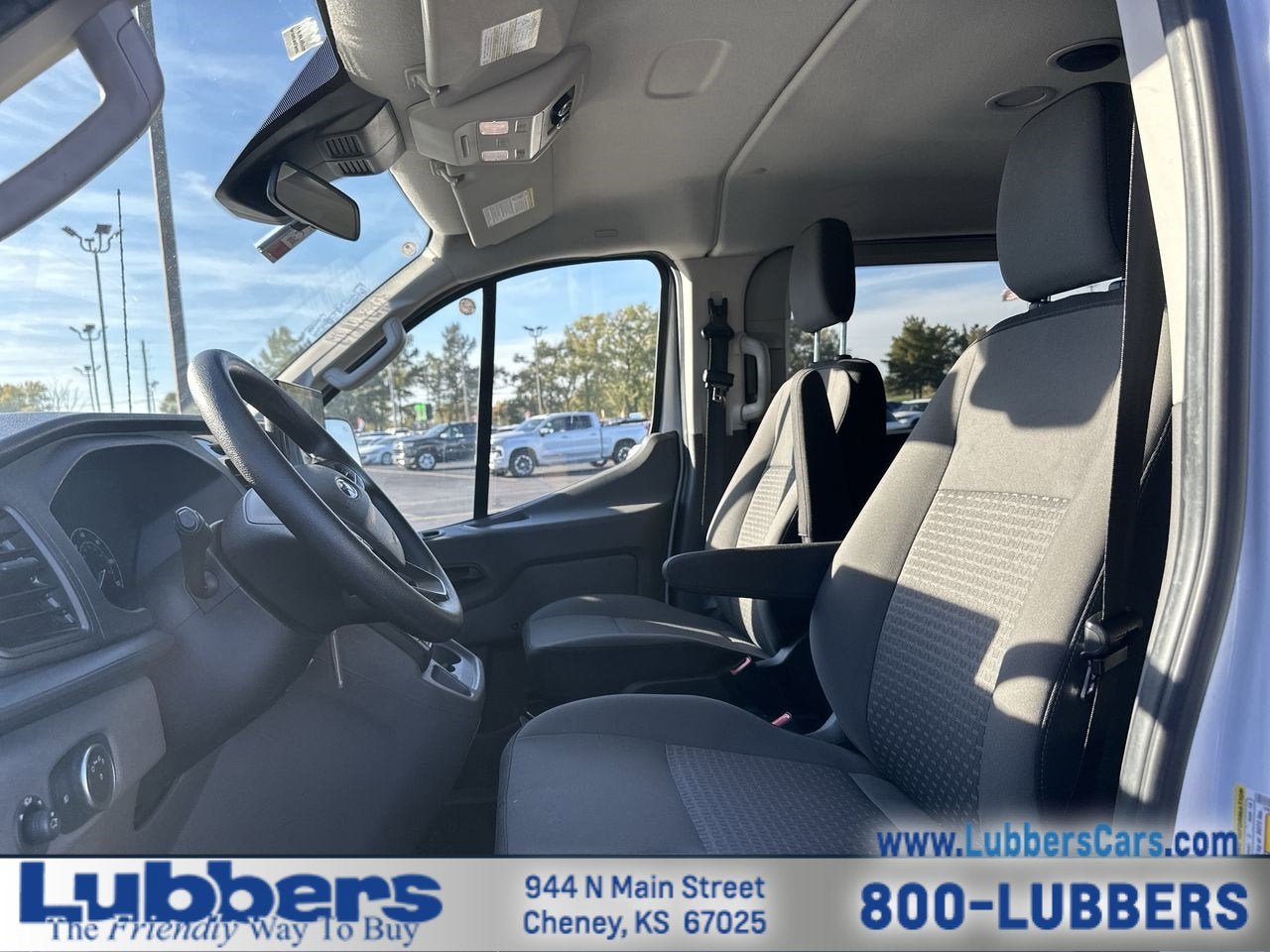 2023 Ford Transit Passenger Wagon XLT