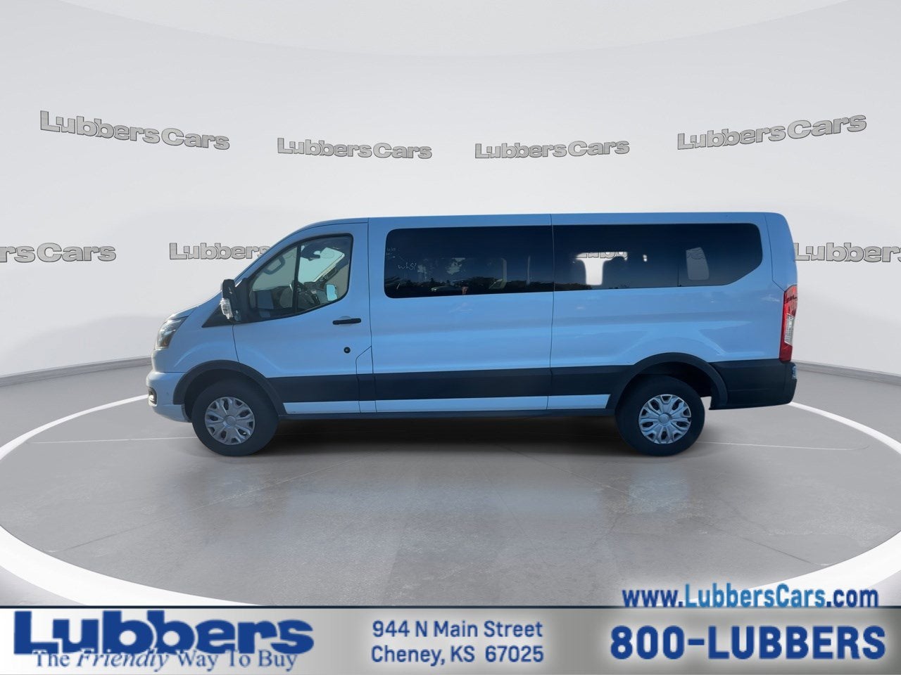 2023 Ford Transit Passenger Wagon XLT