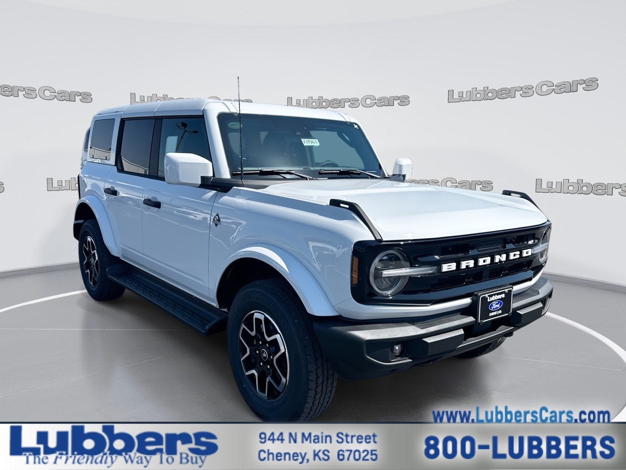 2026 Ford Bronco Outer Banks