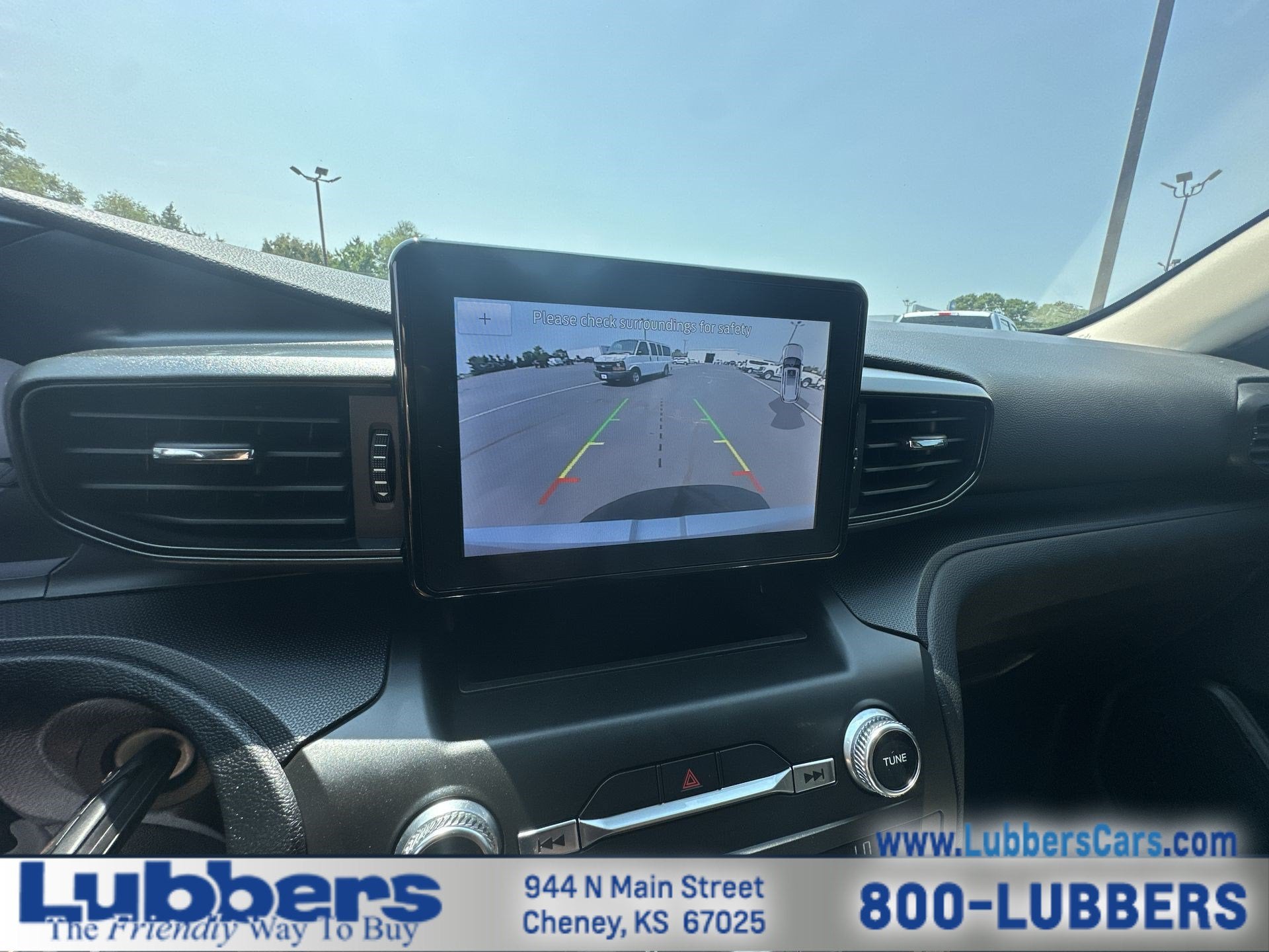 2020 Ford Explorer Base