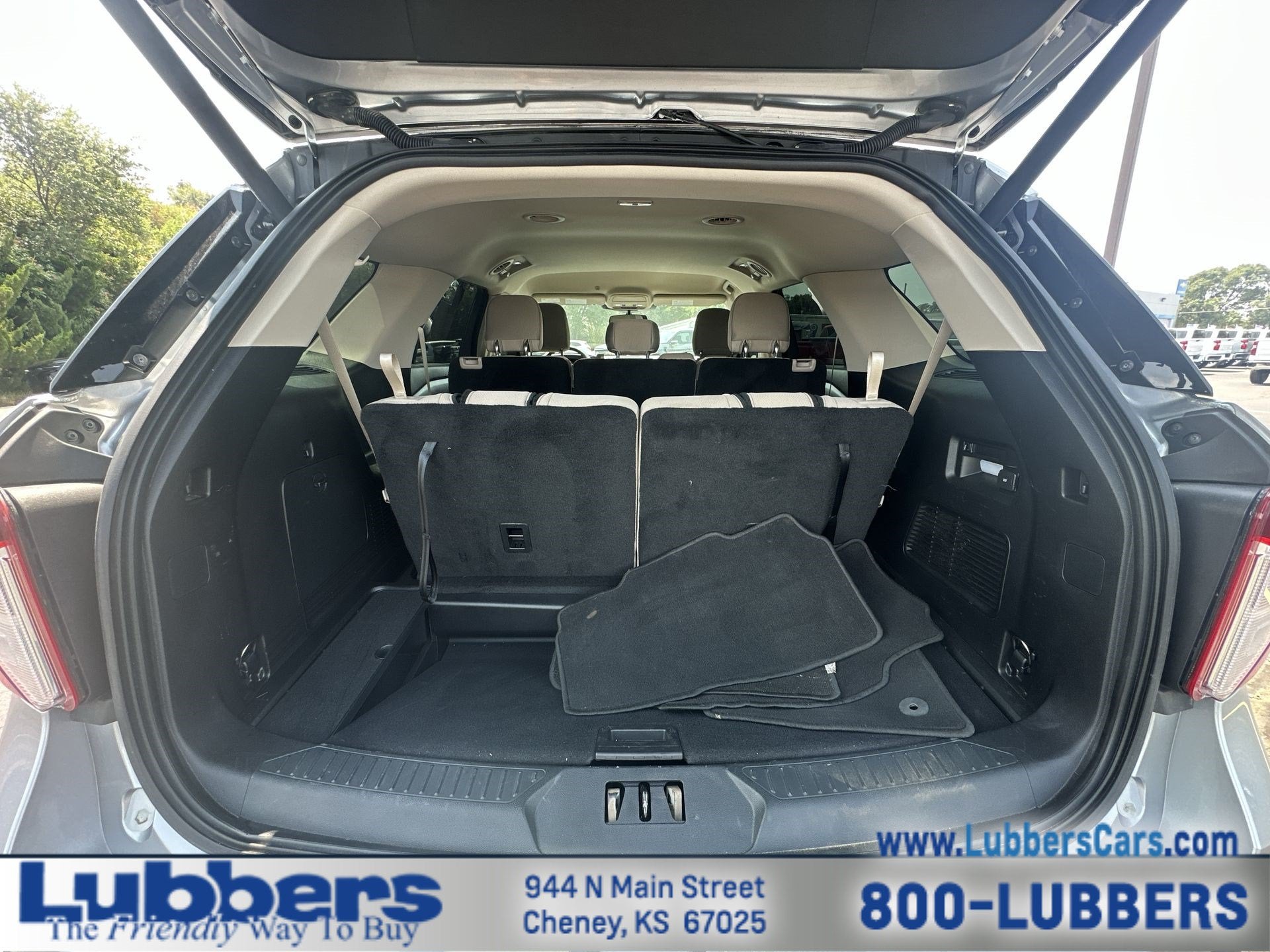 2020 Ford Explorer Base