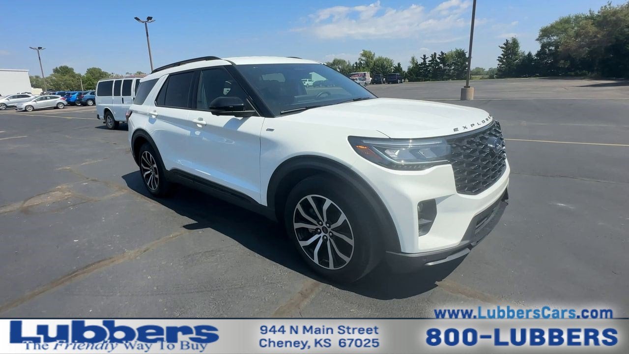 2025 Ford Explorer ST-Line