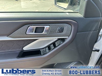 2025 Ford Explorer Platinum