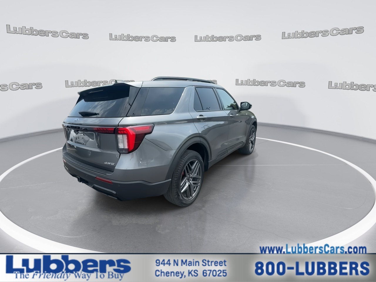 2025 Ford Explorer ST-Line