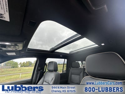 2024 GMC Yukon XL SLT