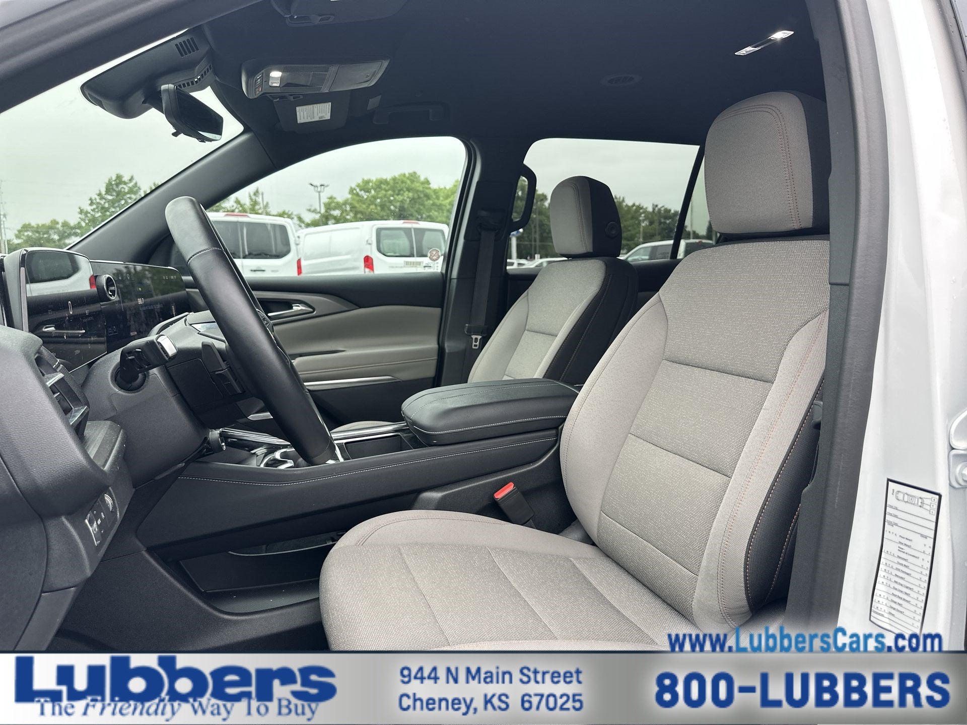 2026 Chevrolet Traverse FWD LT