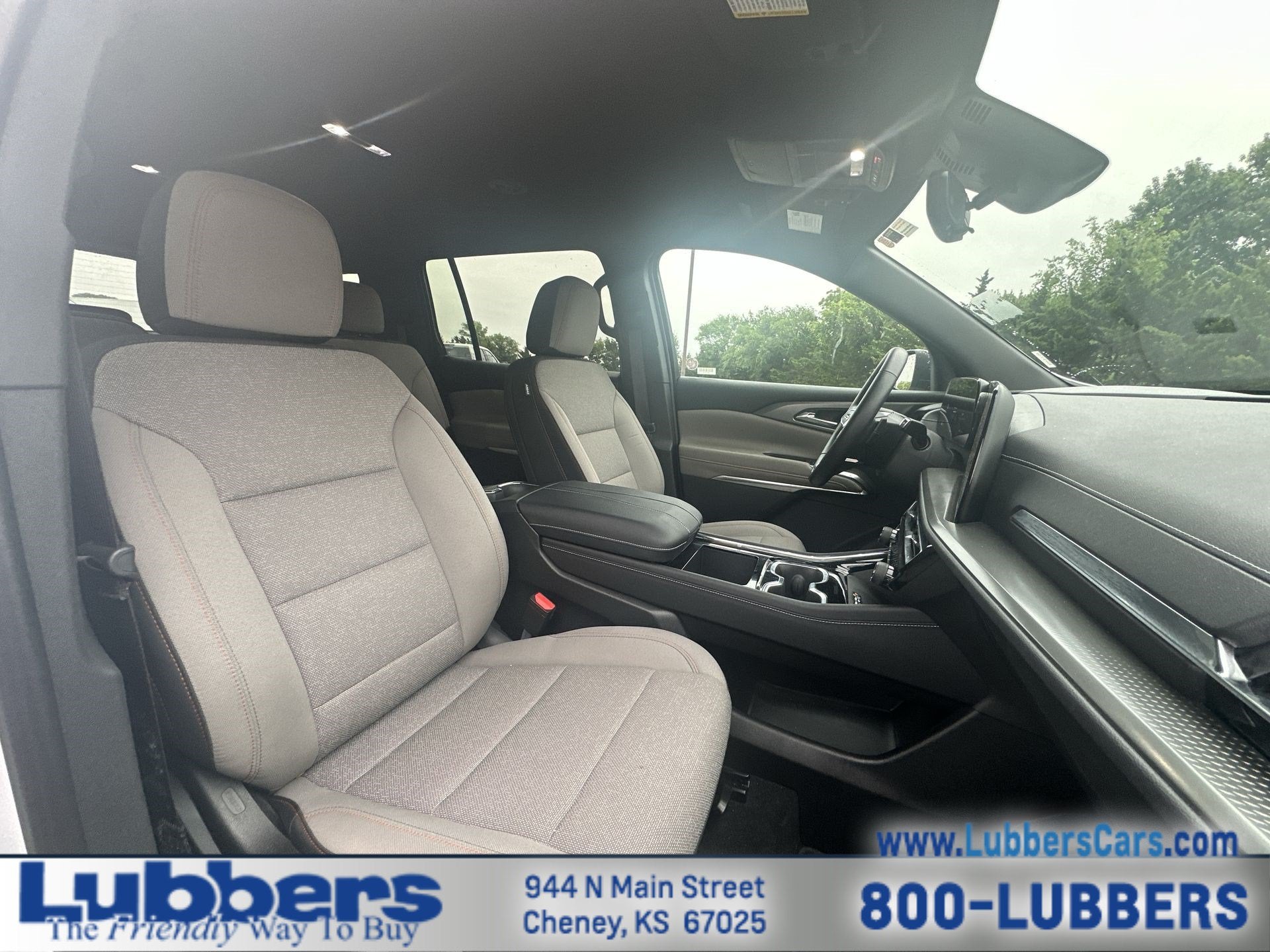 2026 Chevrolet Traverse FWD LT