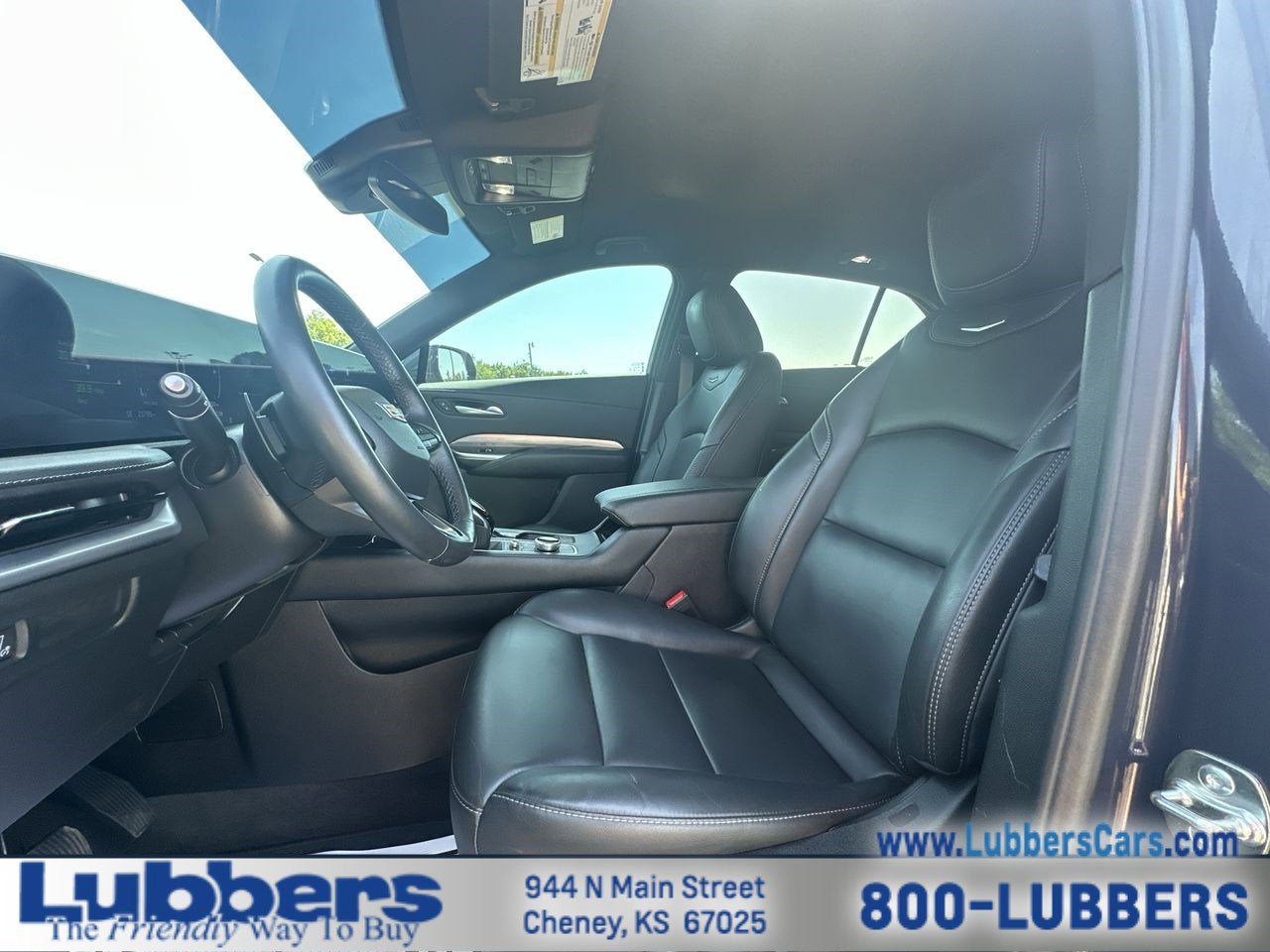 2025 Cadillac XT4 FWD Premium Luxury