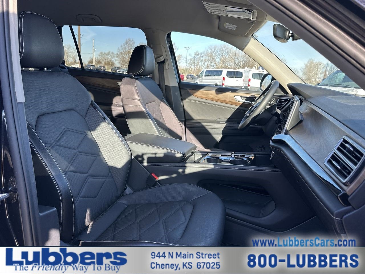 2025 Volkswagen Atlas 2.0T SE w/Technology