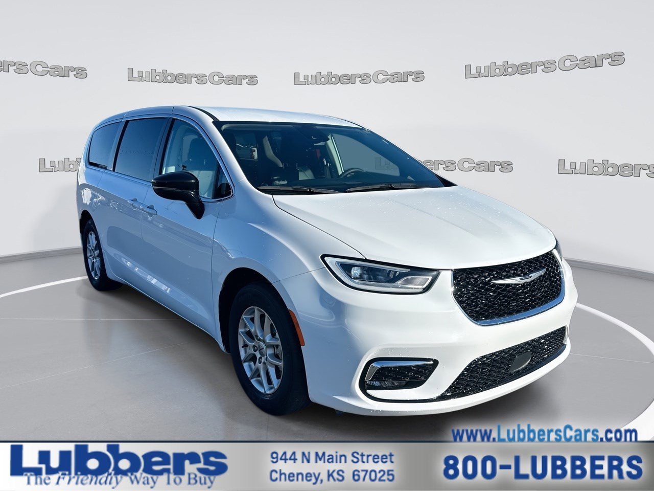 2024 Chrysler Pacifica Touring L