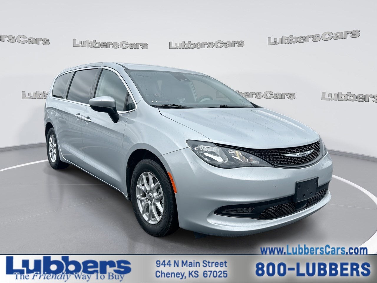 2023 Chrysler Voyager LX's photo
