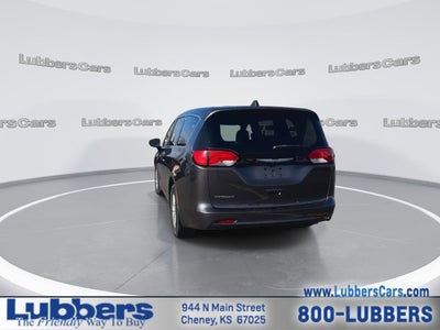 2023 Chrysler Voyager LX
