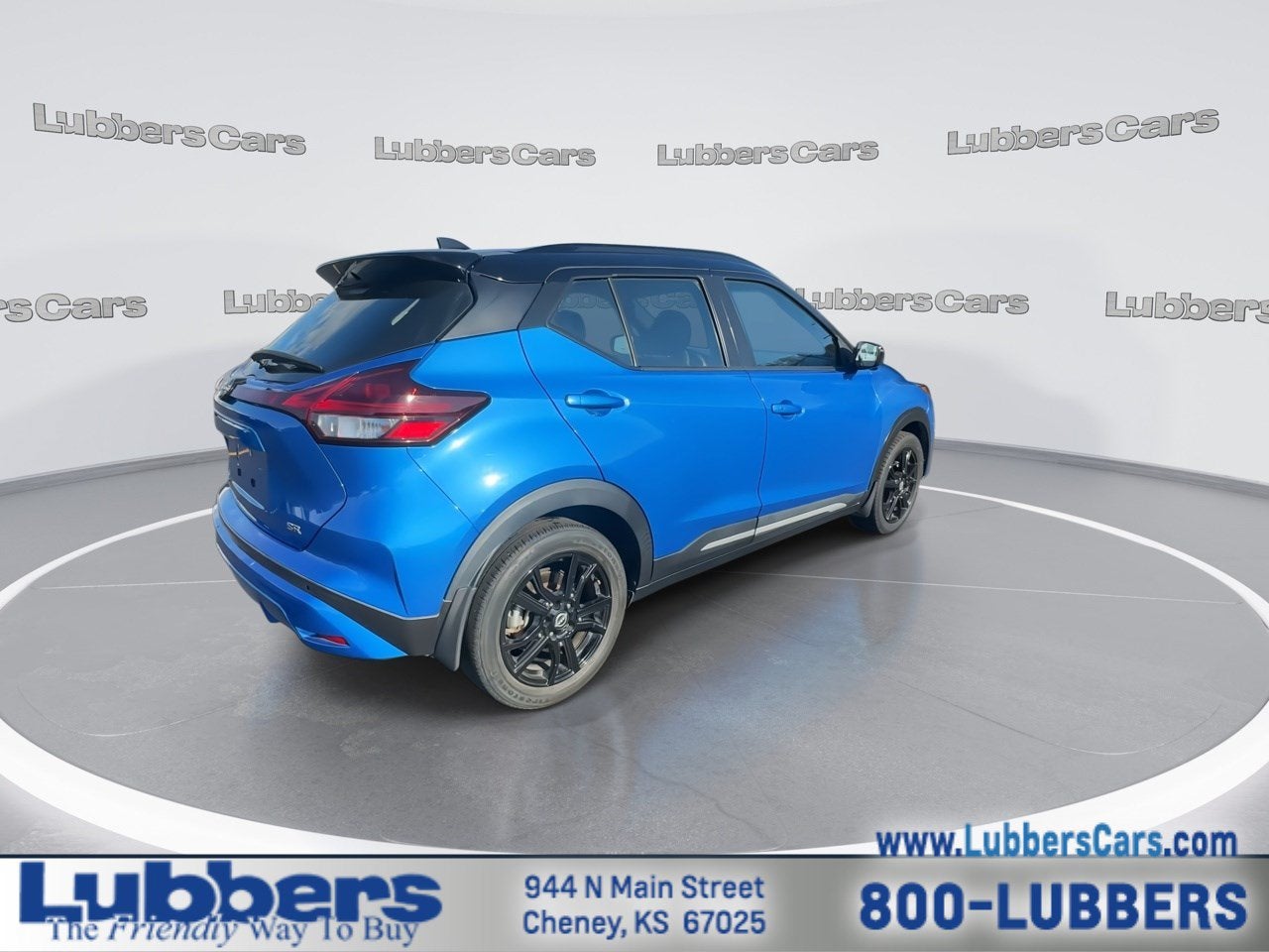 2023 Nissan Kicks SR