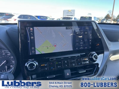 2022 Toyota Highlander Platinum