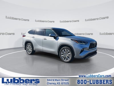 2022 Toyota Highlander Platinum