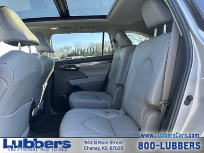 2022 Toyota Highlander Platinum