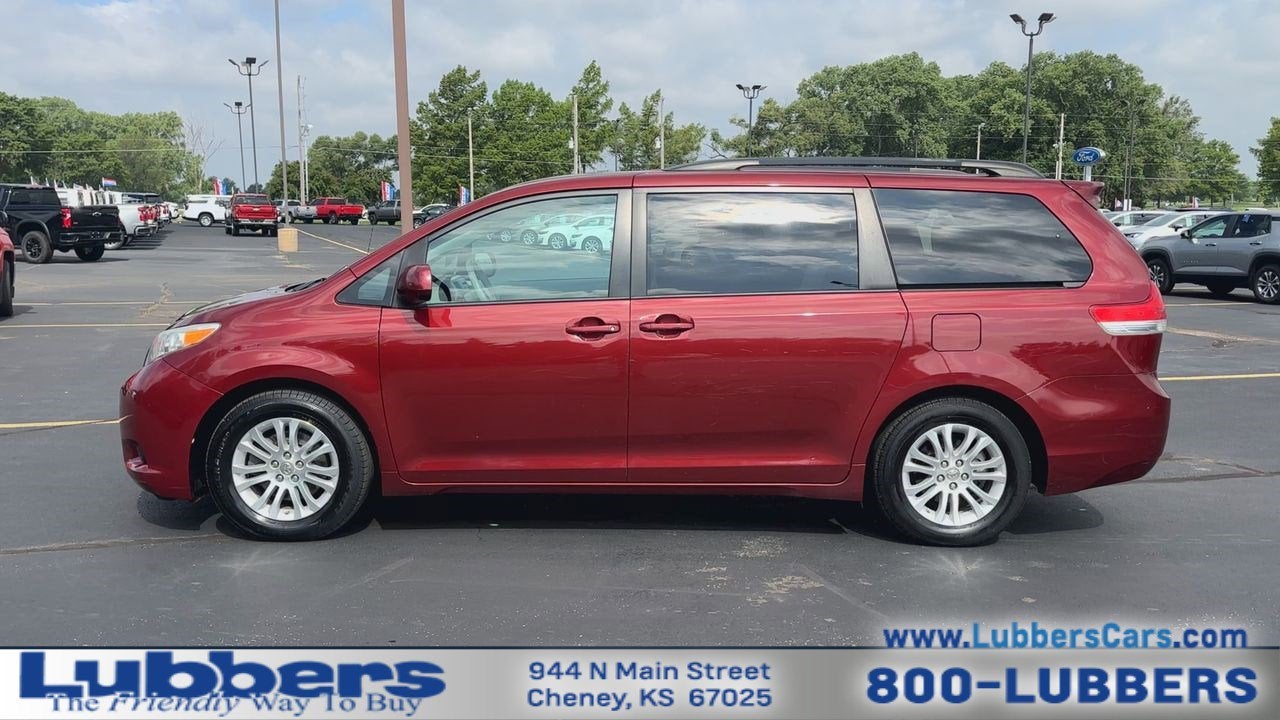 2013 Toyota Sienna Base