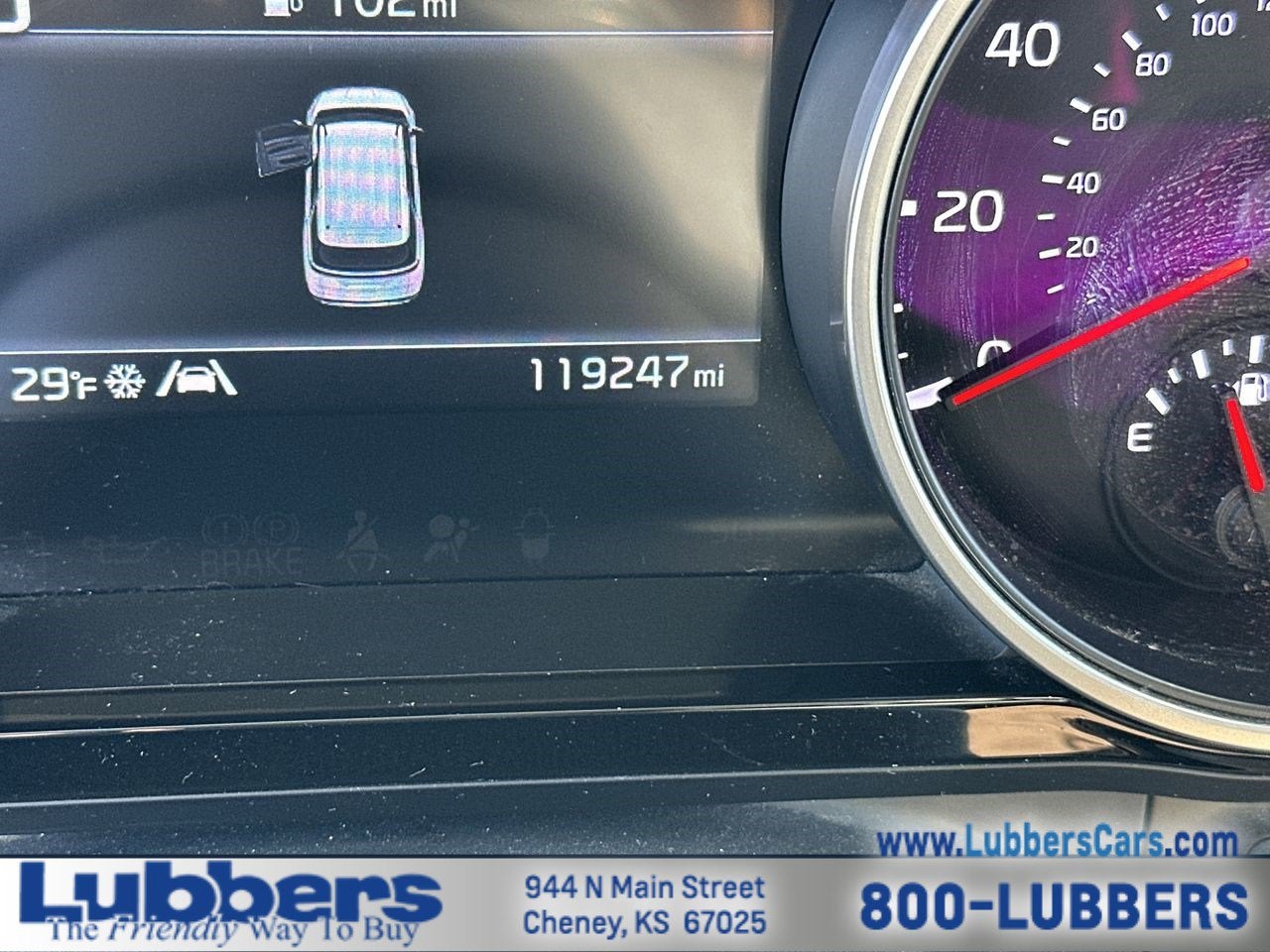 2022 Kia Carnival SX