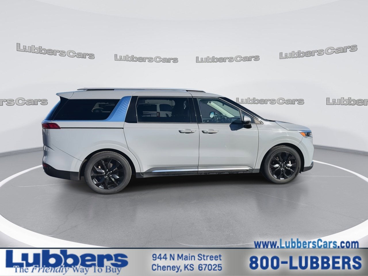 2022 Kia Carnival SX